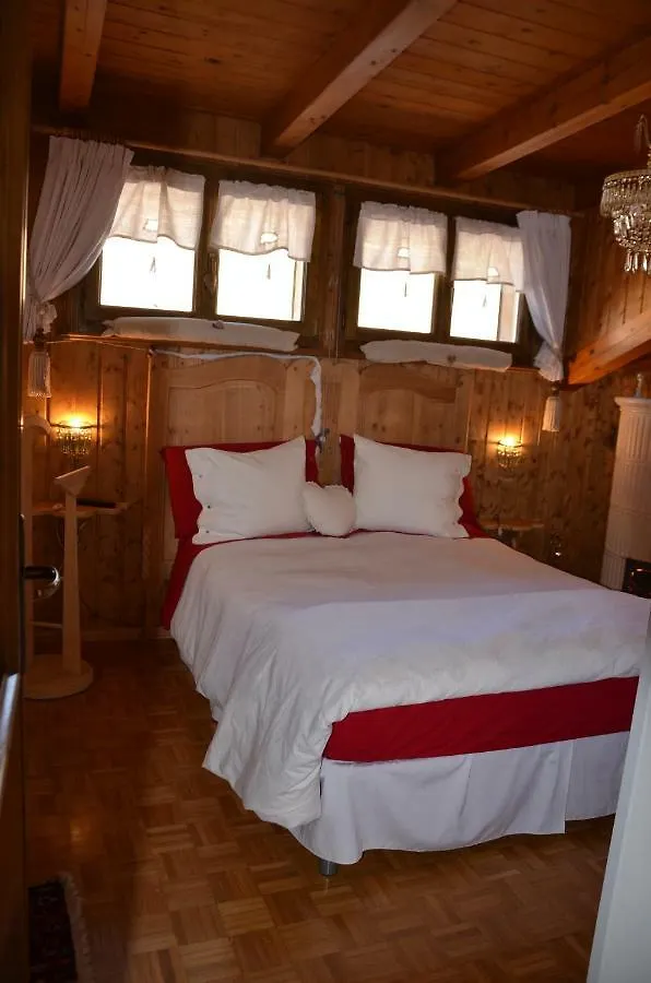 Campolongo A Casa Di Ada B&B 0*,