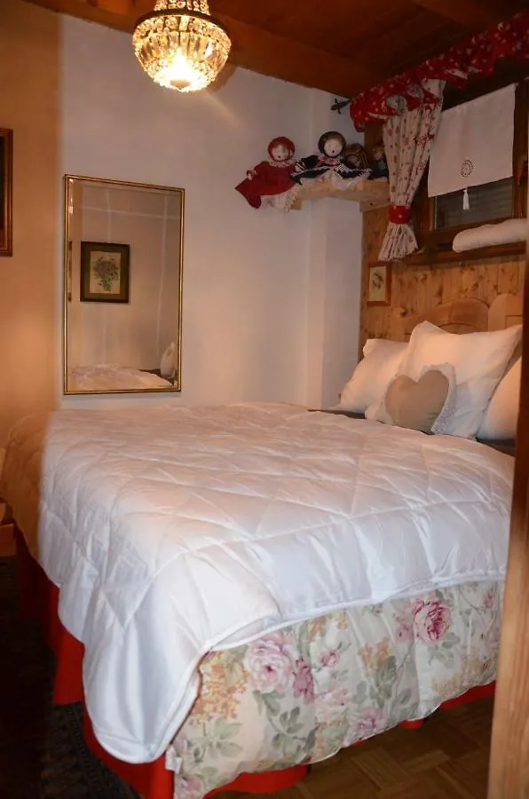 Campolongo A Casa Di Ada B&B לינה וארוחת בוקר